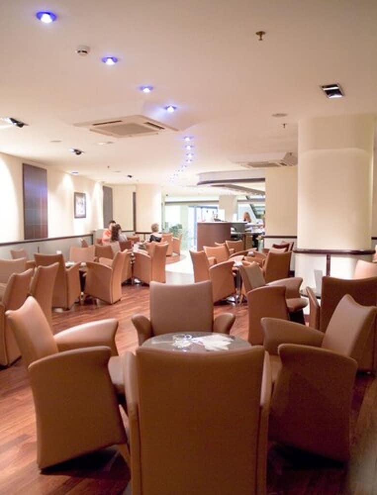 Hotel Tropical Les Escaldes Ngoại thất bức ảnh